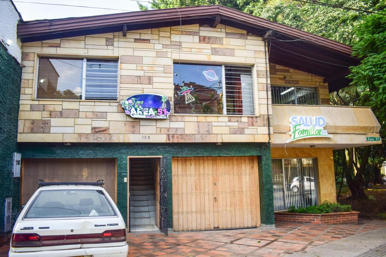 Area 51 Guest house *