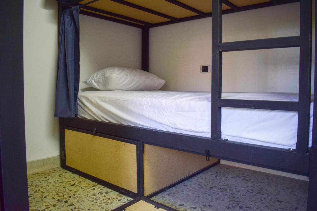 Guest house Area 51 Medellin